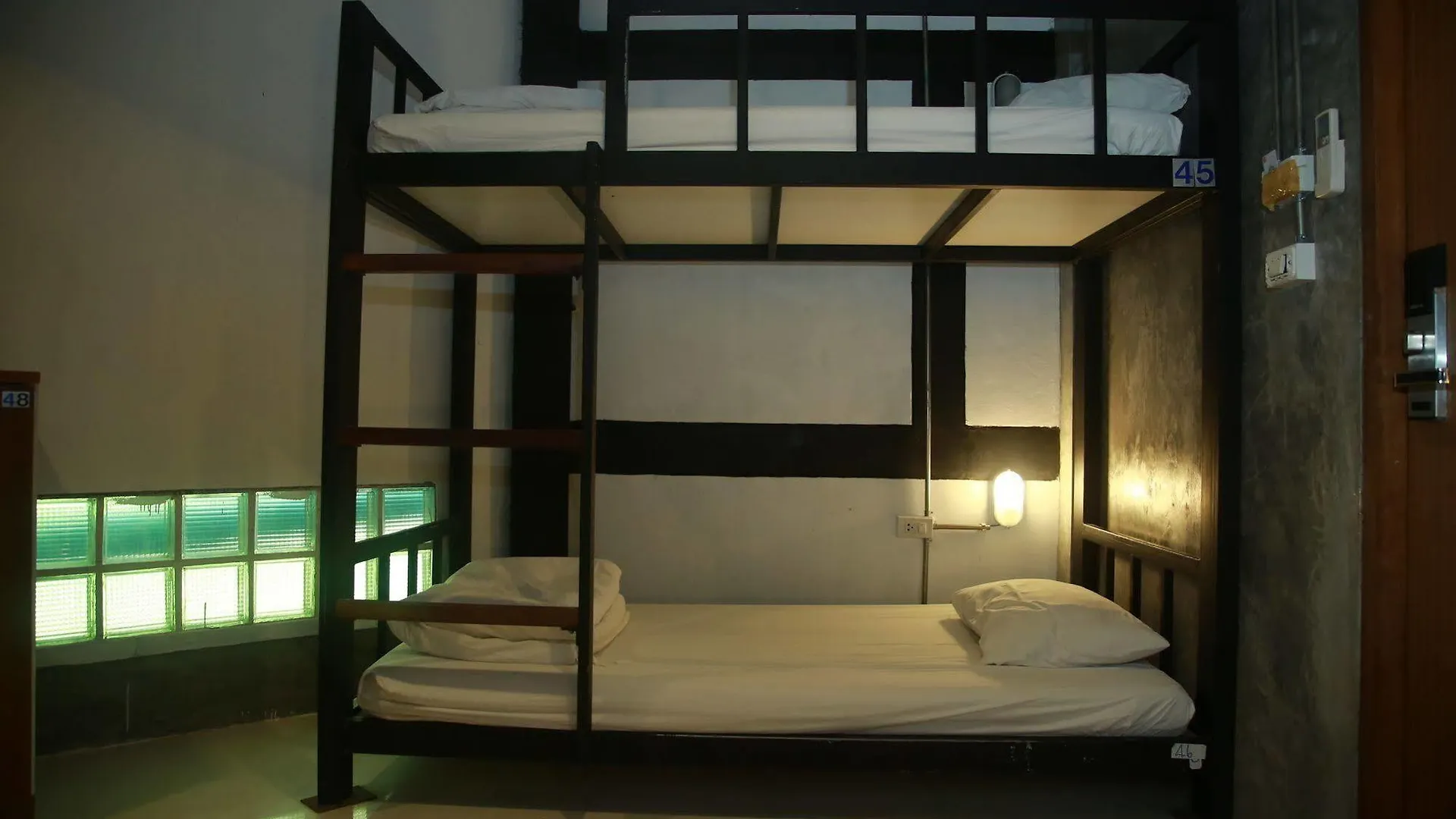 Hotel Oyo 585 Freedom Hostel @ Phi Phi